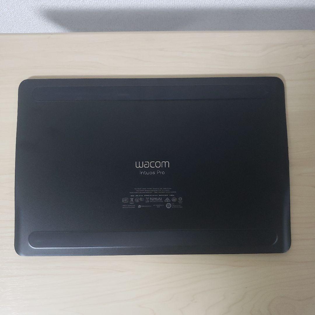 Wacom Intuos Pro 液晶ペンタブレット本体 Mサイズ