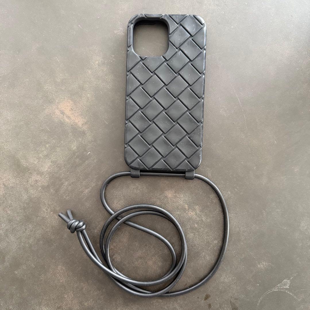 iPhone13ProMaxボッテガケース