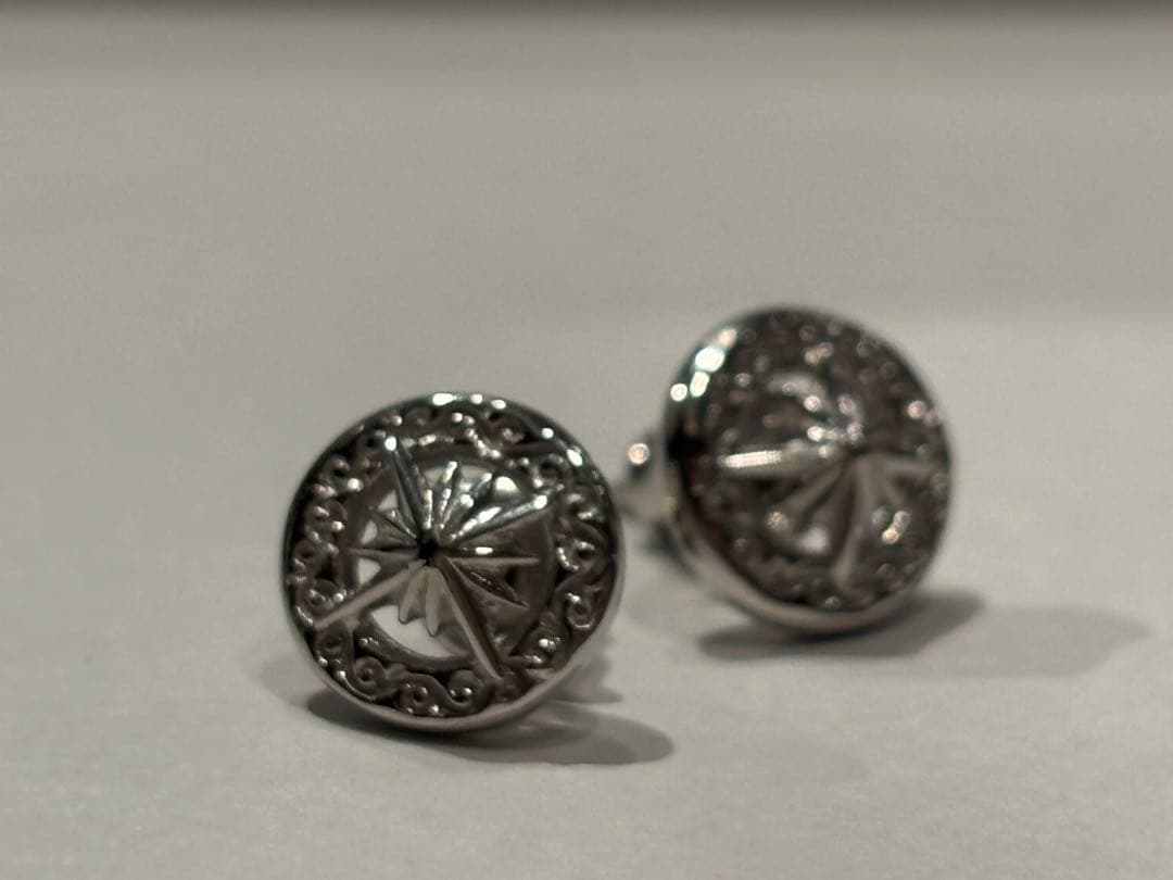 【SAAD】 シルバー　アラベスク　サンシンボル　　円形ピアス