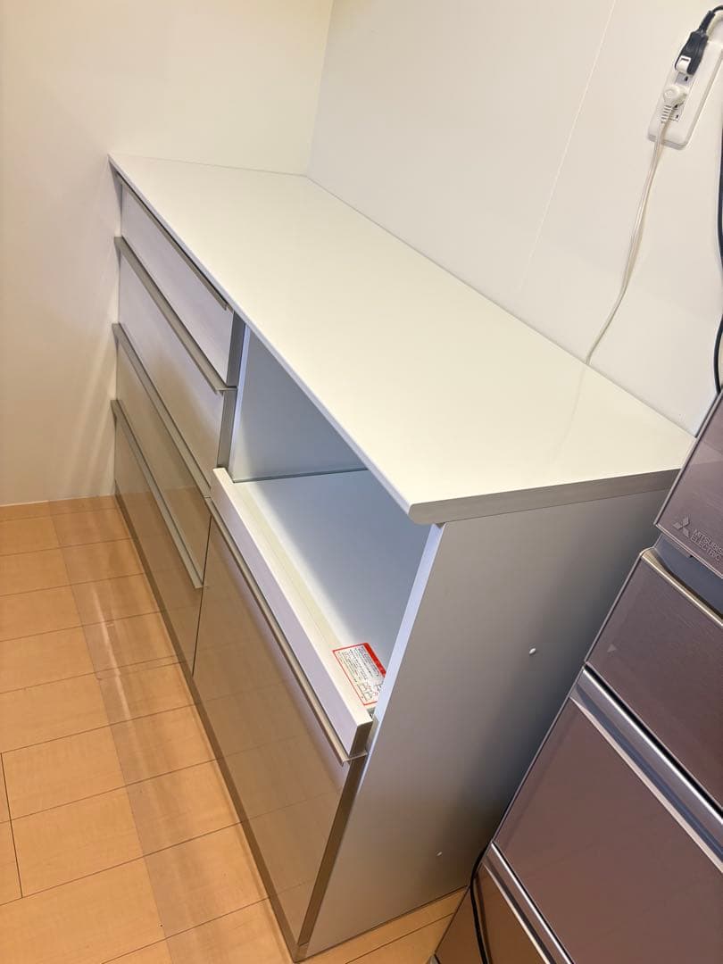 綾野製作所　140㎝幅　食器棚（カップボード）