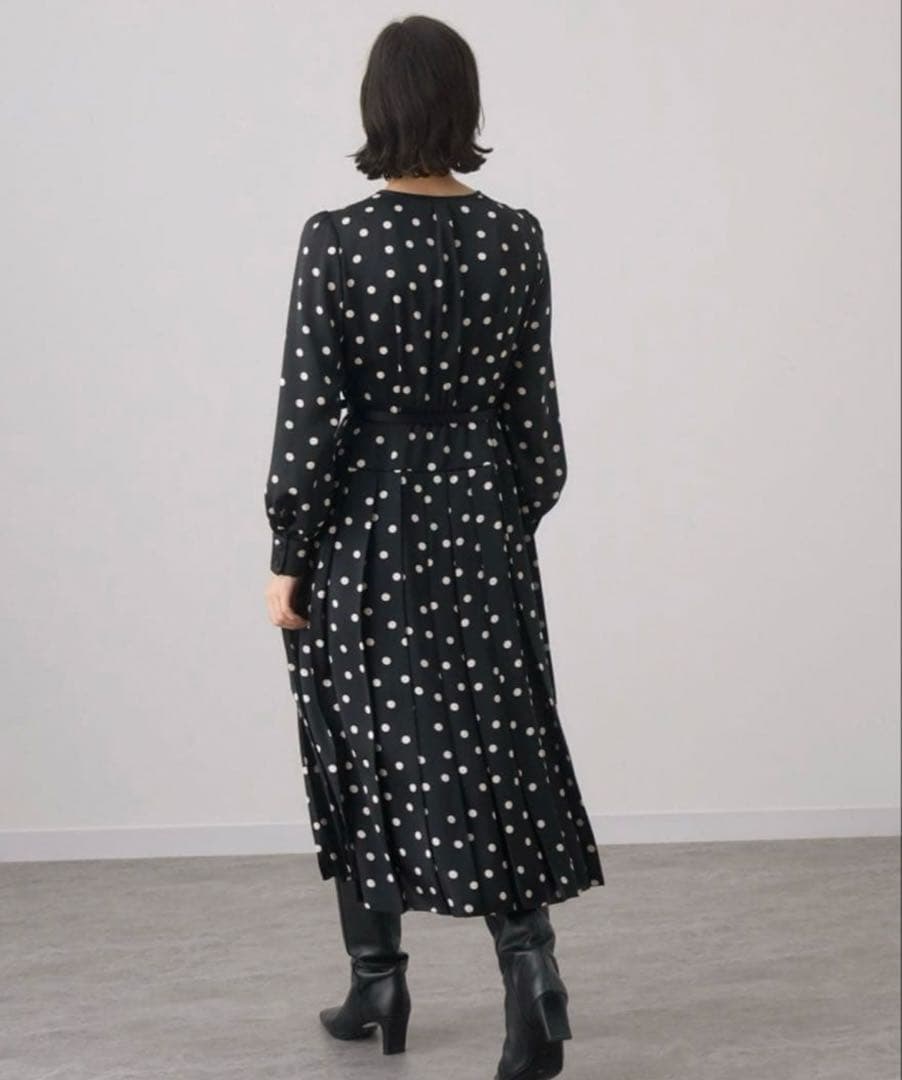 アナイ ANAYI サテンドットプリーツ切替ワンピース ロング丈 ベルト