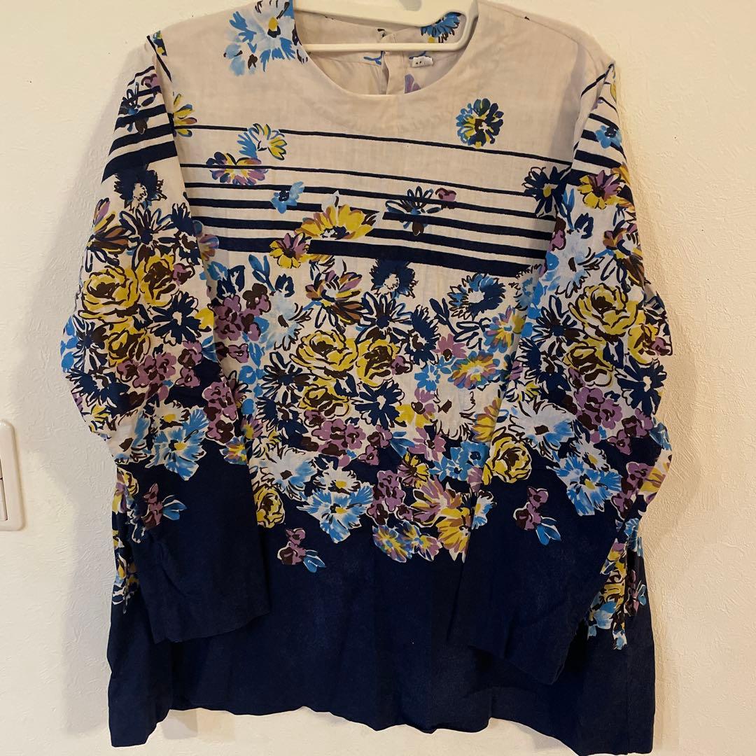 45R 花柄長袖トップス