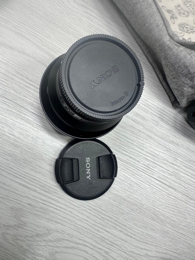 ぽ*ん様 SONY FE 85mm F1.8 (ソニー Eマウント 単焦点)