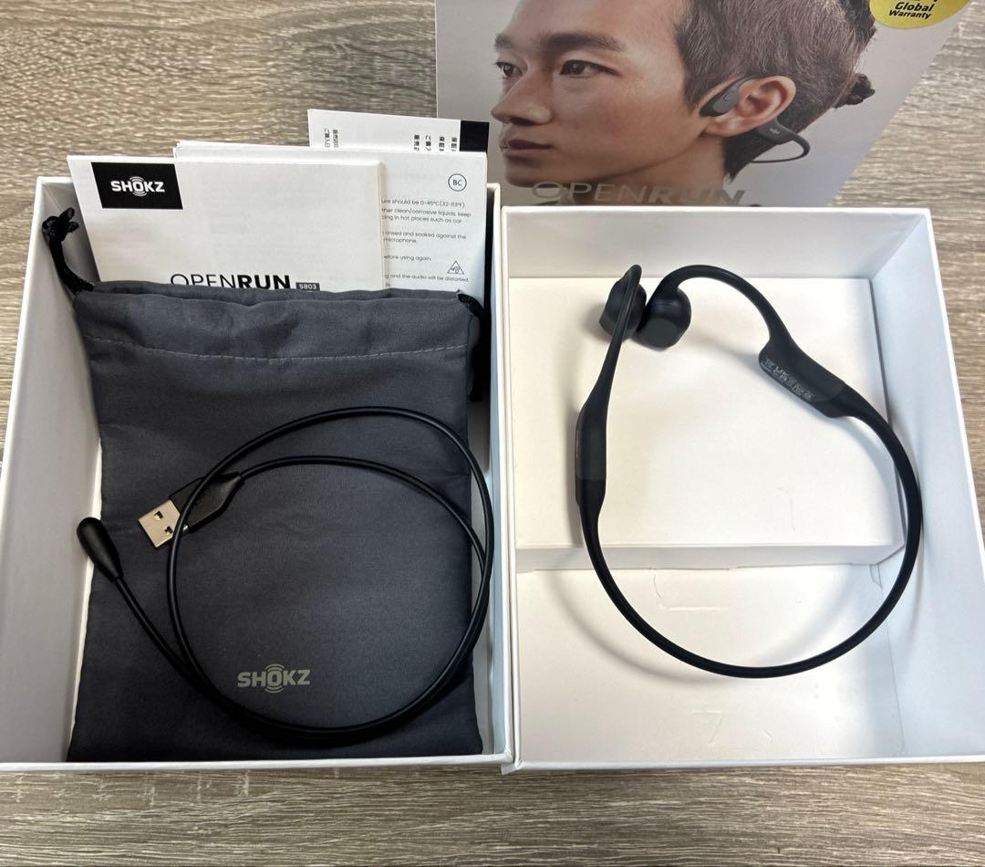 SHOKZ OPENRUN 骨伝導イヤホン ブラック　美品