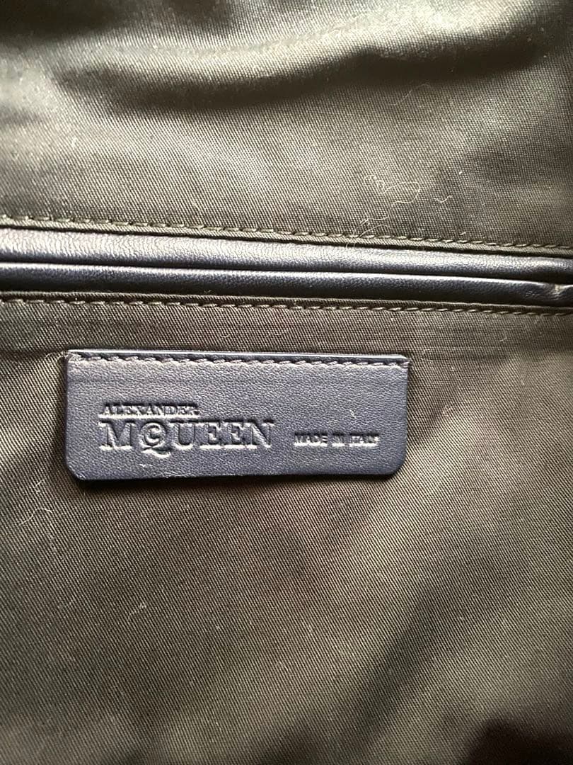 未使用級ALEXANDER McQUEEN アレキサンダー マンタクラッチバック