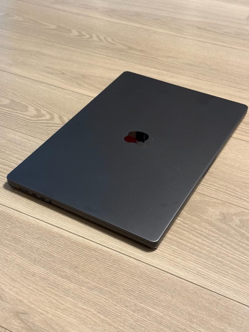 MacBook本体 MacBook Pro M4 Max/16.2/64GB/4TB/NanoTex