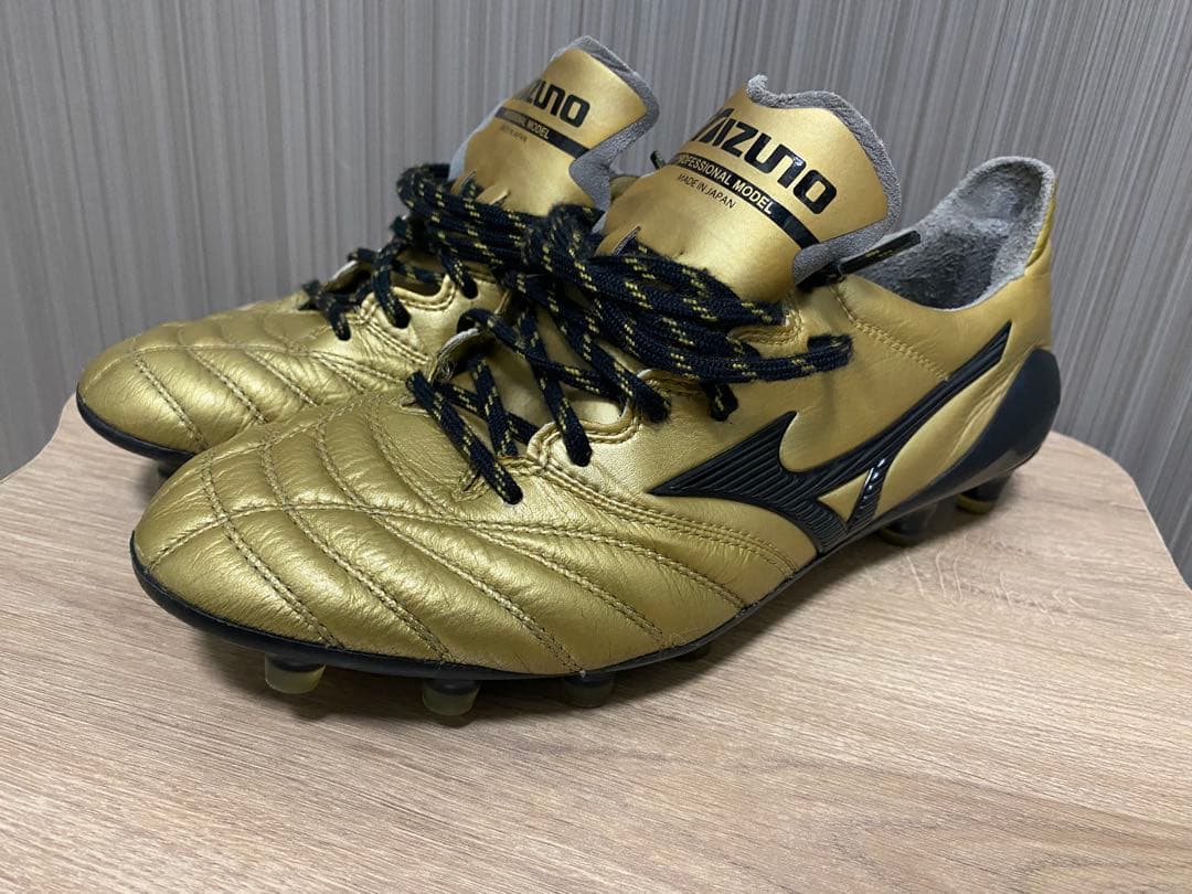 入手困難　激レア　Mizuno ミズノ　モレリア　ネオ ゴールド27㎝