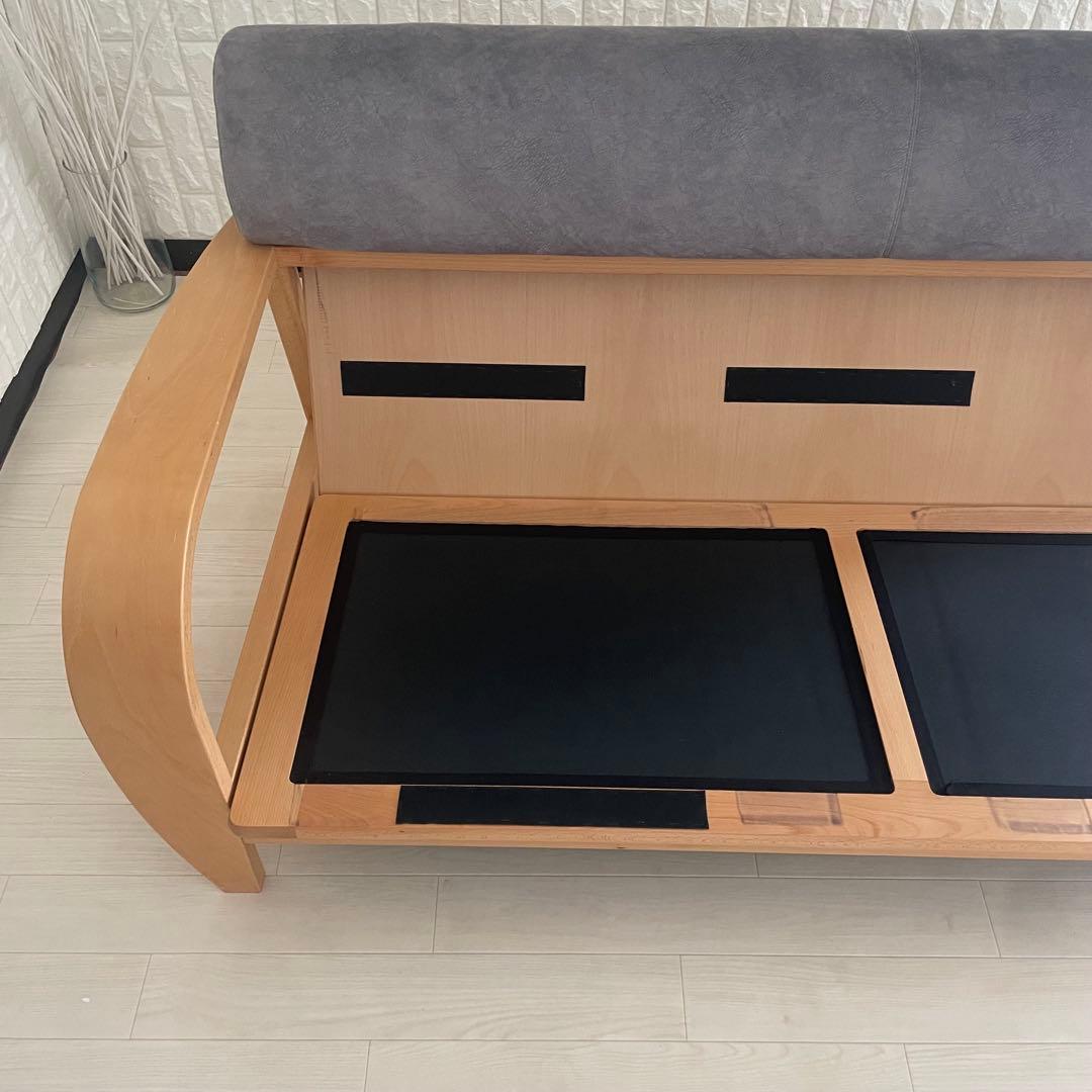 都内23区送料無料✨フジファニチャー✨ 3人掛けソファ