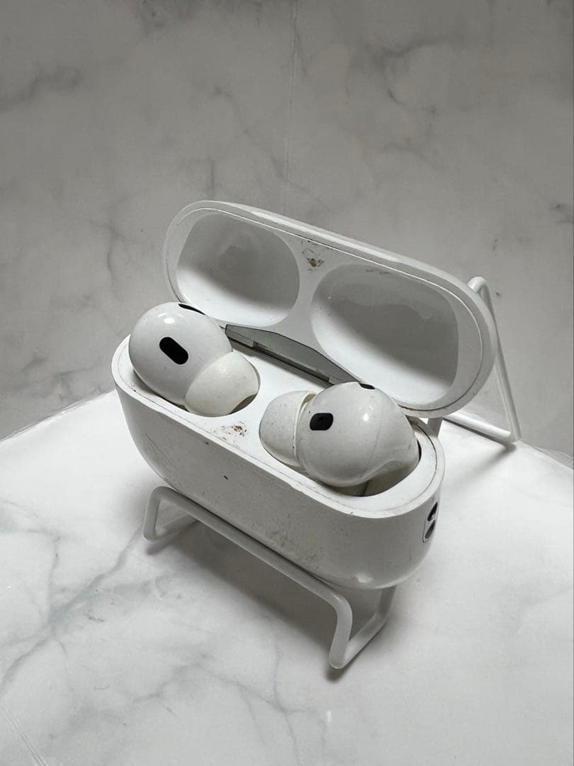 山*本様 〈k8-19〉AirPods Proイヤホン+ケース ※※動作未確認※