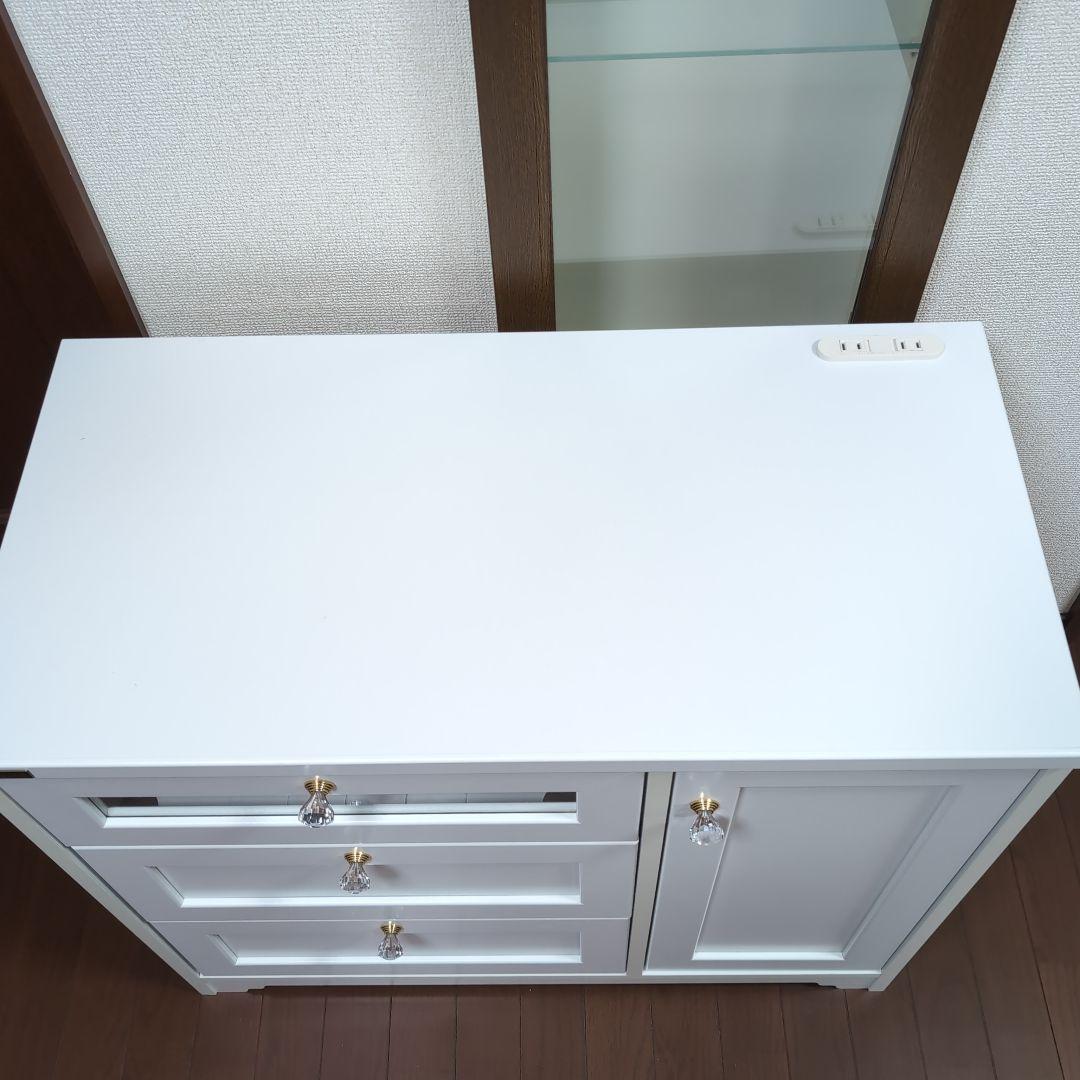 ホワイトキャビネット 3引き出し クリスタル取っ手