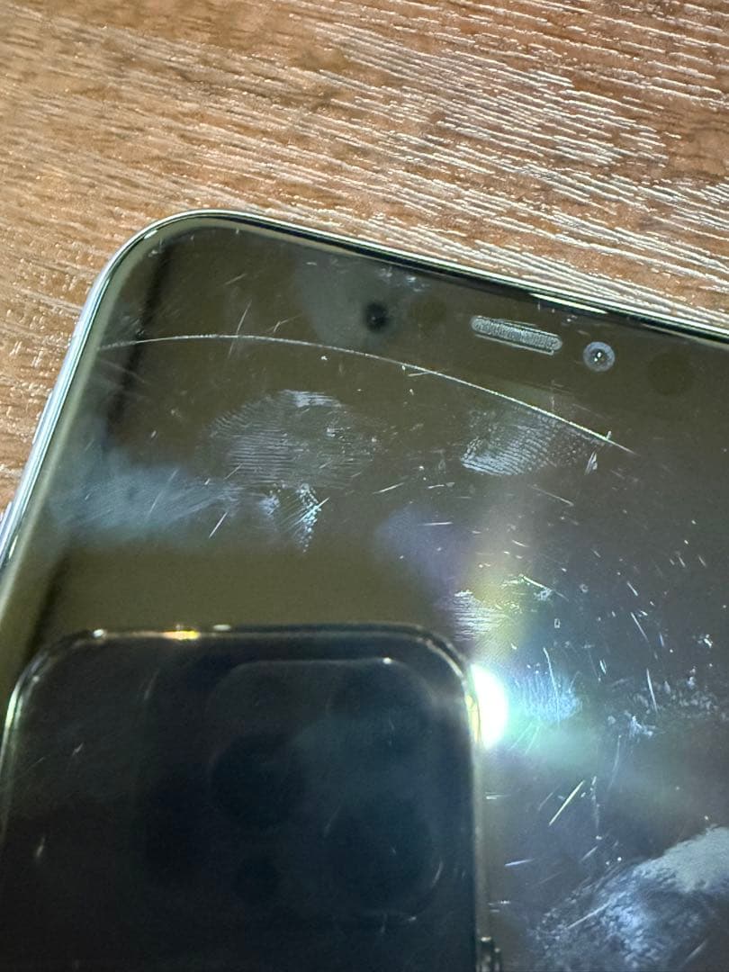 Apple iPhone 11 パープル 画面傷あり