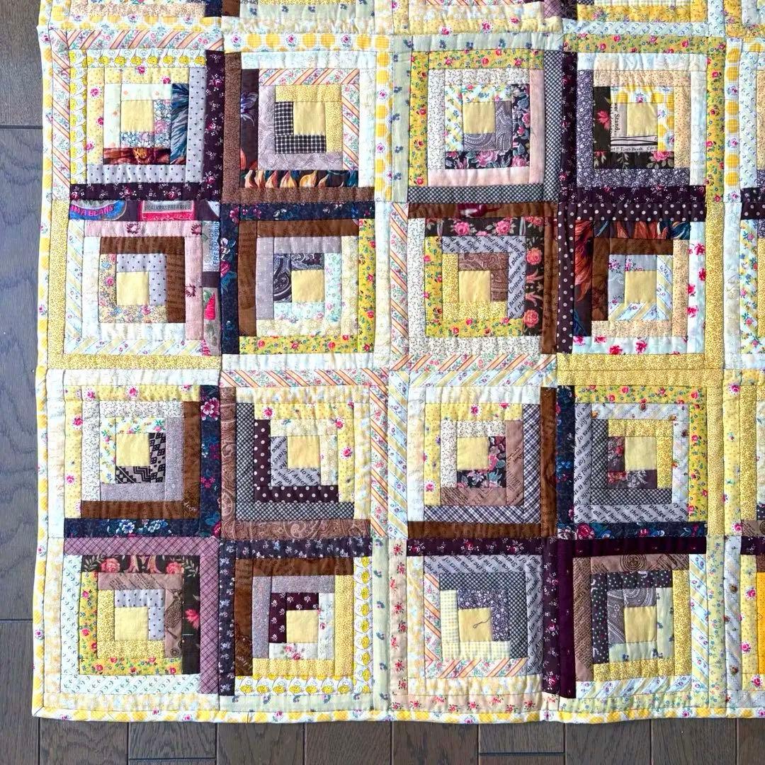 ハンドメイドタペストリー　ベビーキルト