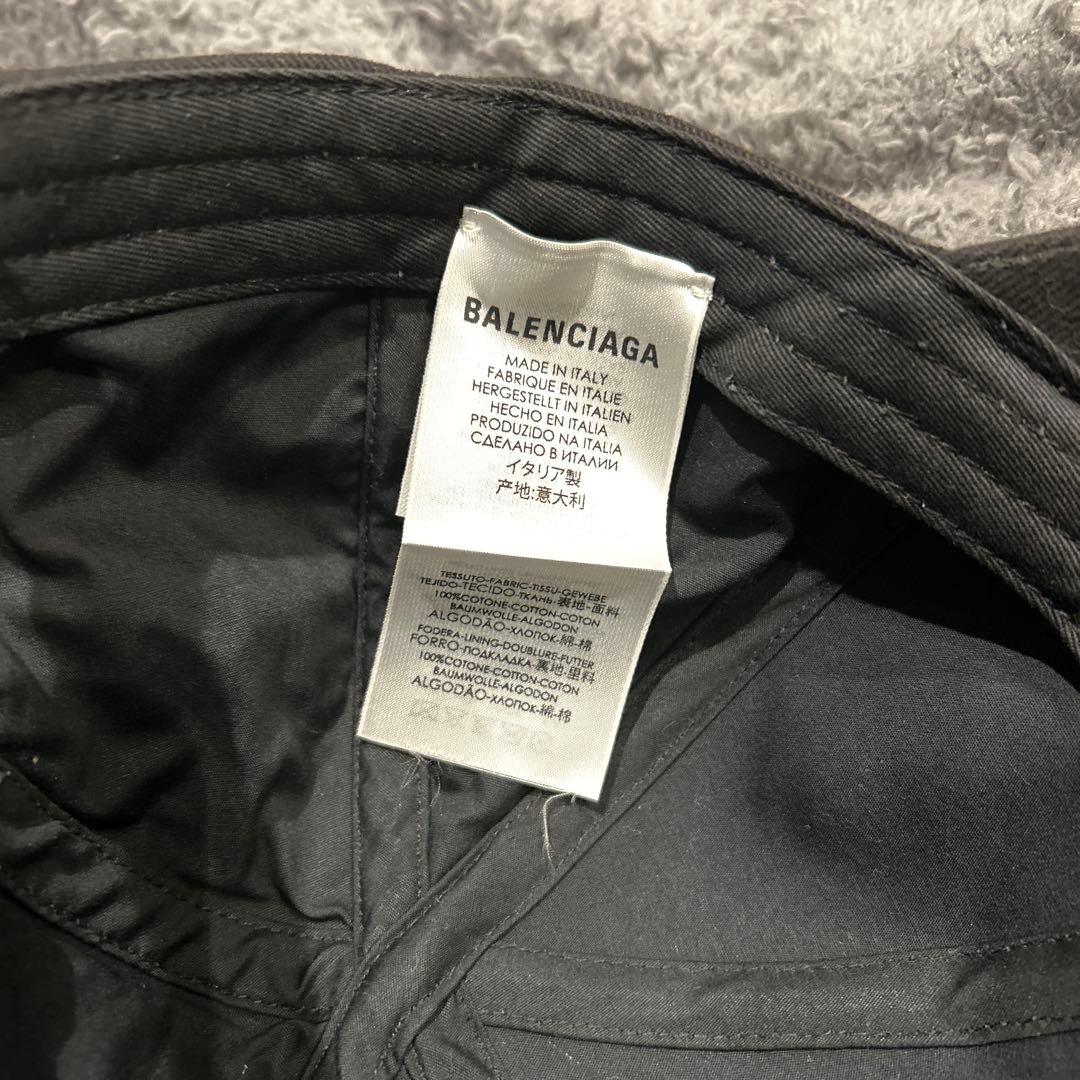 BALENCIAGA ブラックキャップ