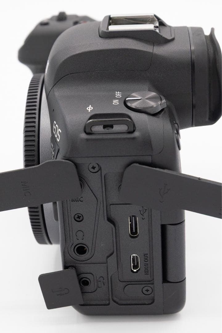 【中古美品】CANON EOS R6 ボディ・バッテリーグリップ・バッテリー２個