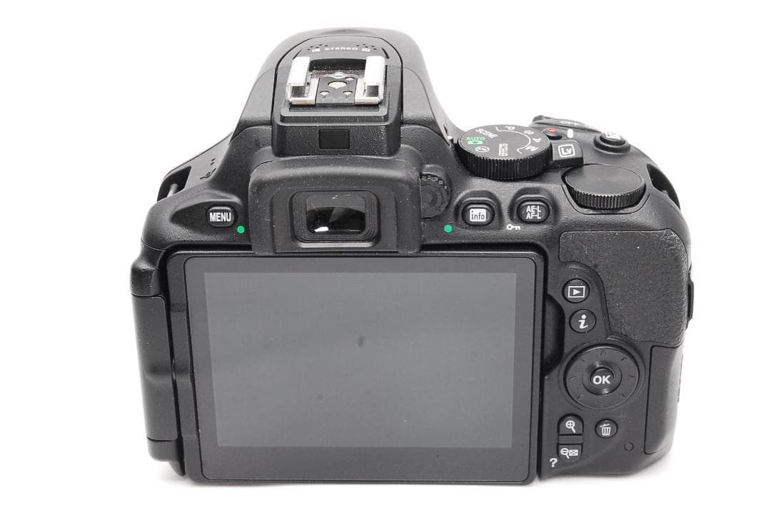 Wレンズキット♥ Nikon D5600 ♥ 美品 一眼レフ 初心者おすすめ