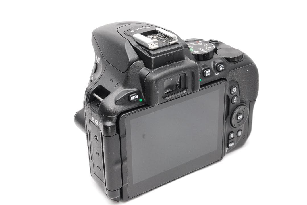 Wレンズキット♥ Nikon D5600 ♥ 美品 一眼レフ 初心者おすすめ