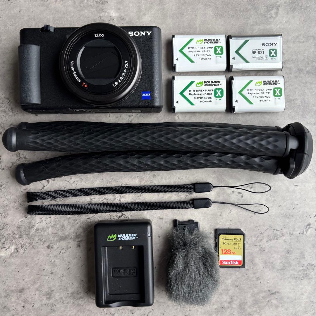 【美品】SONY人気Vlogカメラ ZV-1 デジカメ