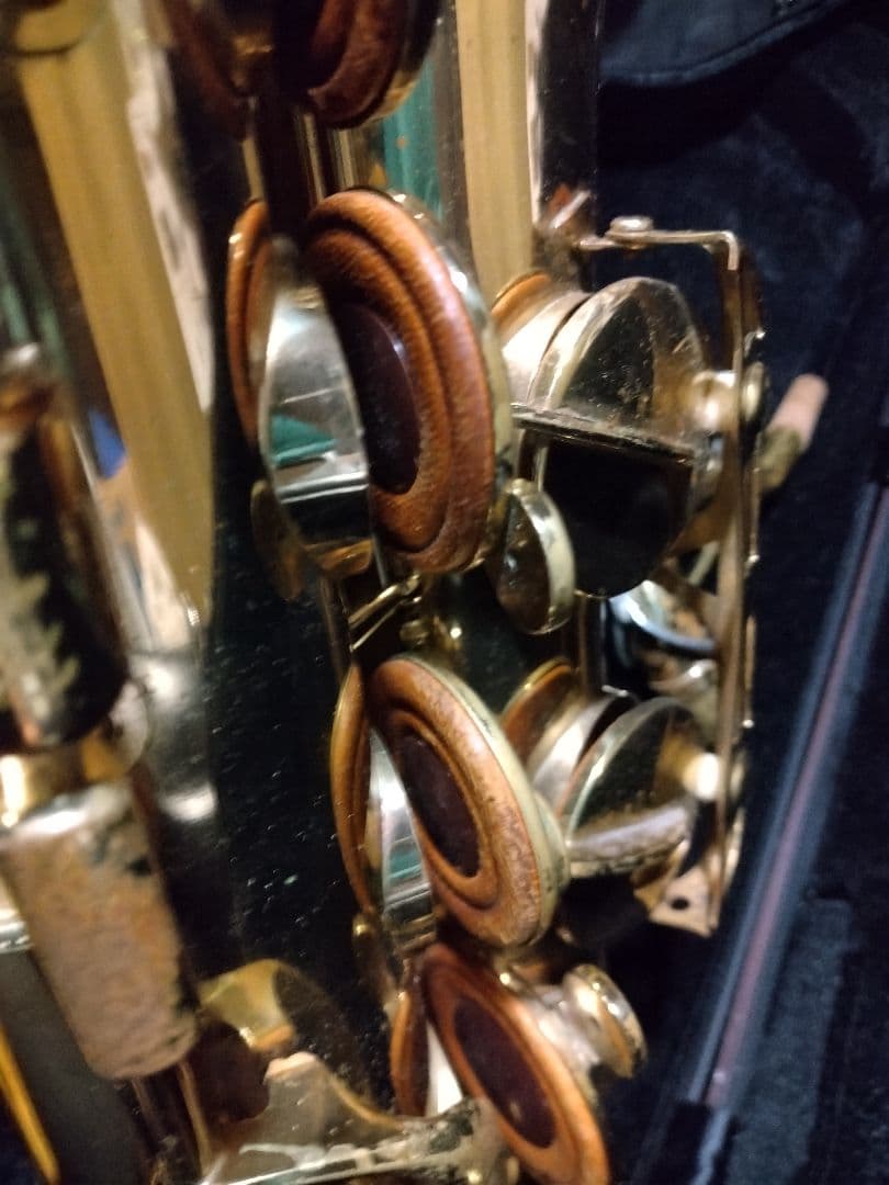 激鳴り希少！ビュッシャー400 テナーサックス