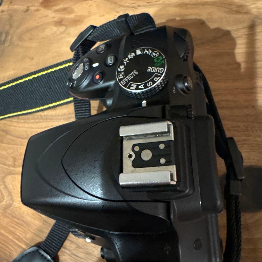 Nikon D3300 デジタル一眼レフカメラ 本体