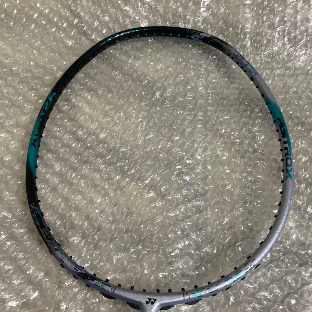 アストロクス88S Pro バドミントンラケット ヨネックス