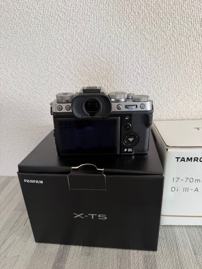 デジタルカメラ Fujifilm X-T5 + Tamron 17-70mm F/2.8