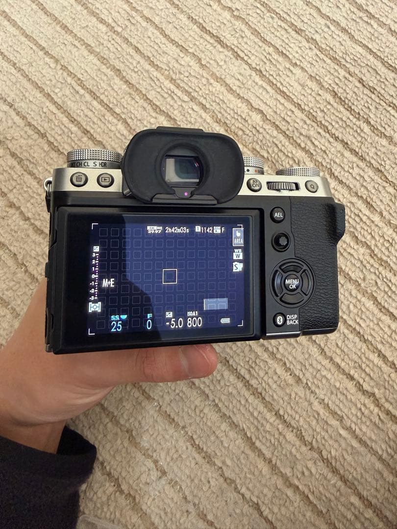 デジタルカメラ Fujifilm X-T5 + Tamron 17-70mm F/2.8