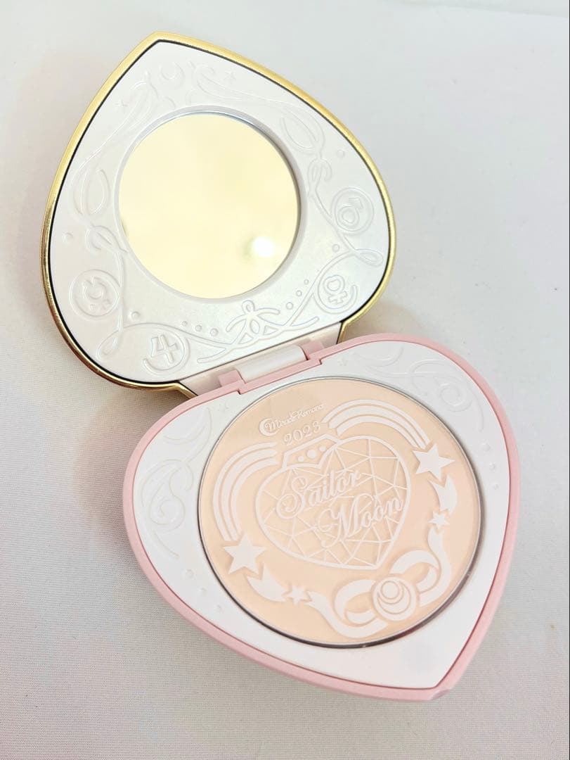 ミラクルロマンス　シャイニングムーンパウダー2023