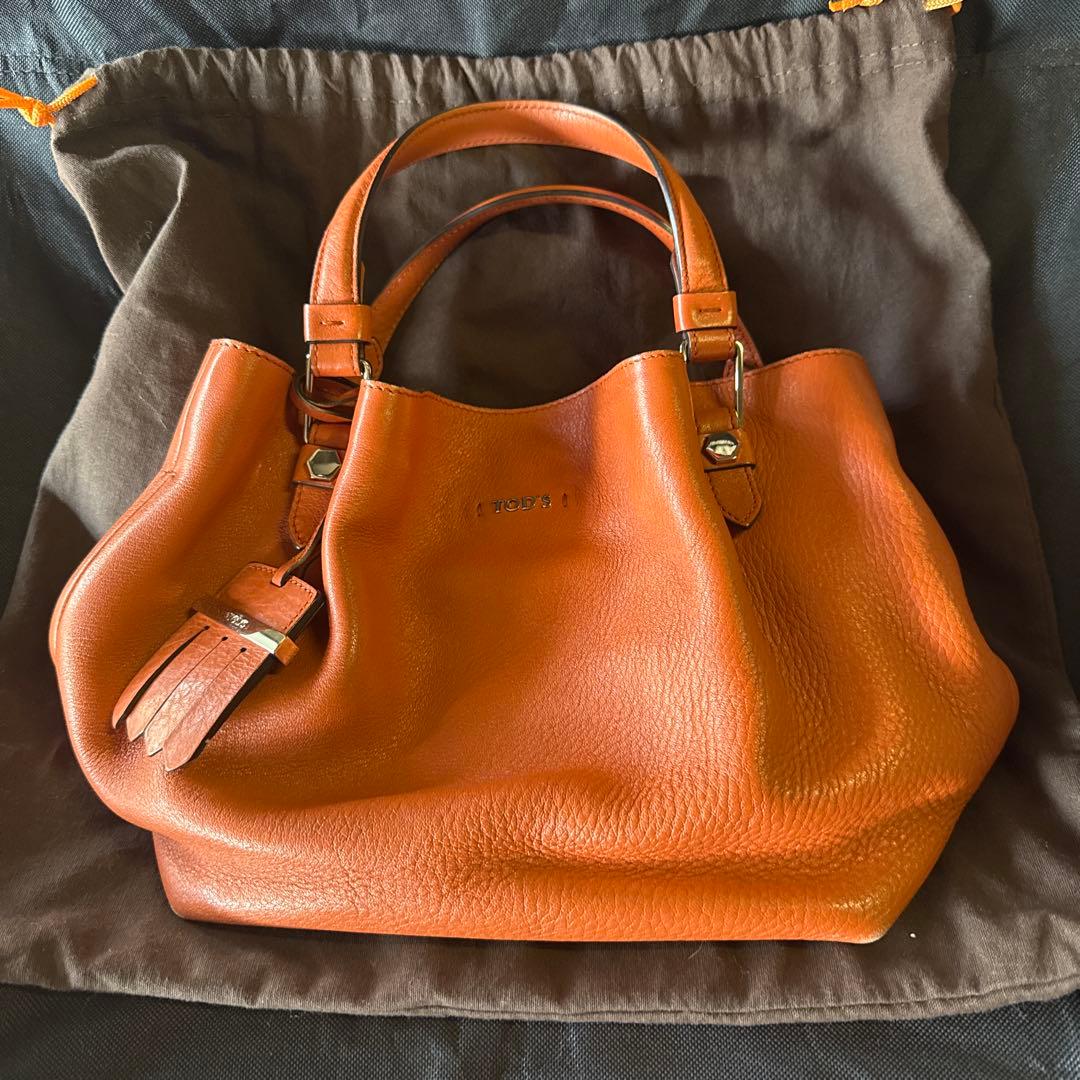 TOD'S オレンジ レザー ハンドバッグ　中古