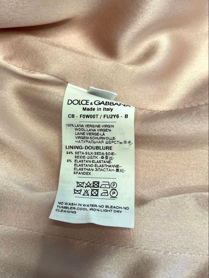 ドルチェアンドガッバーナ　コート　ピンク