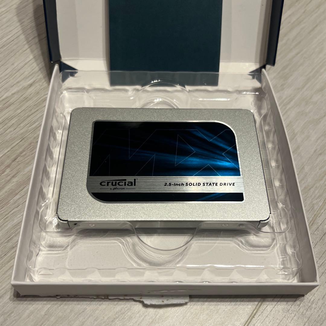 極美品 Crucial 1TB CT1000 MX500 ほぼ未使用