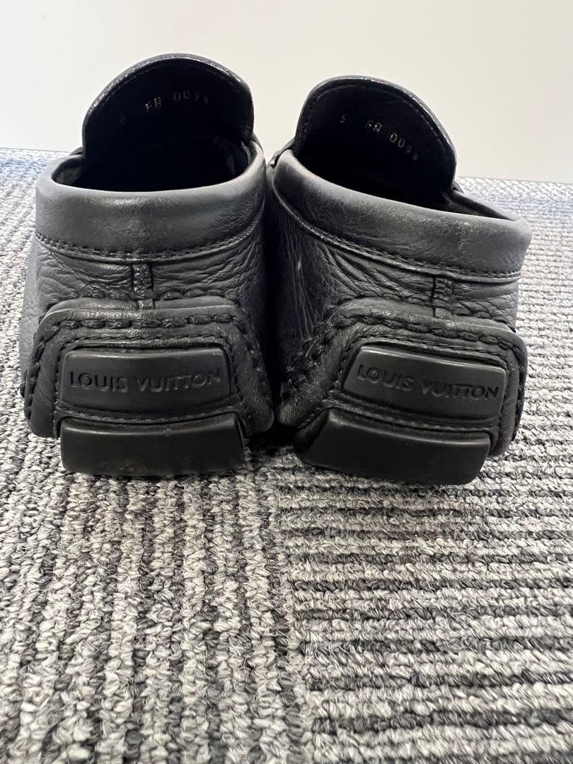 【桃椿】LOUIS VUITTON ドライビングシューズ