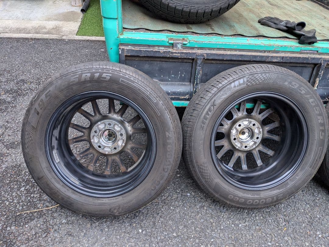 15インチタイヤホイル