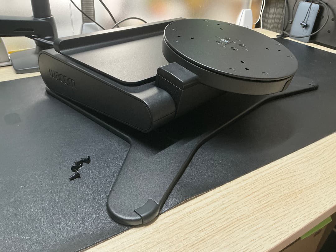 Wacom Cintiq Pro 22 調節可能スタンド