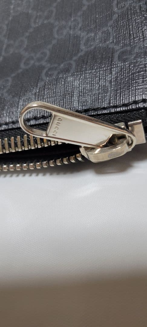 GUCCI　GGスプリームシェリーライン　メッセンジャーバック、ショルダーバック