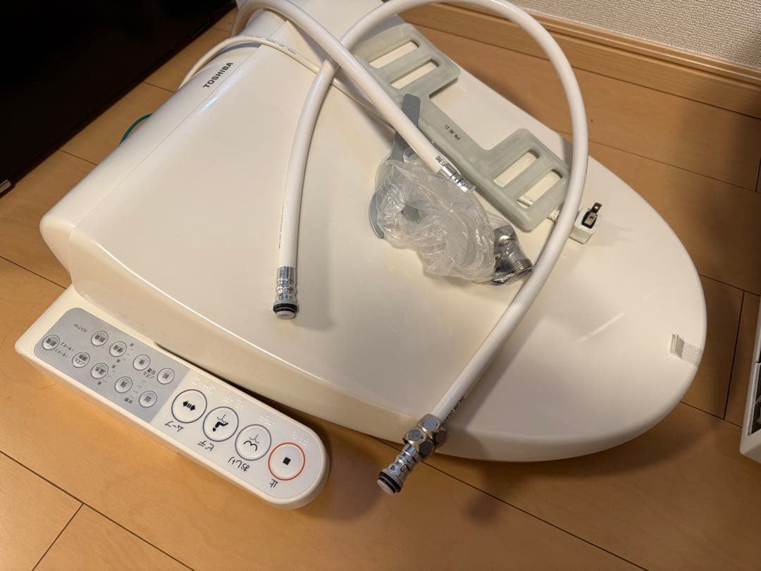 東芝 温水洗浄便座