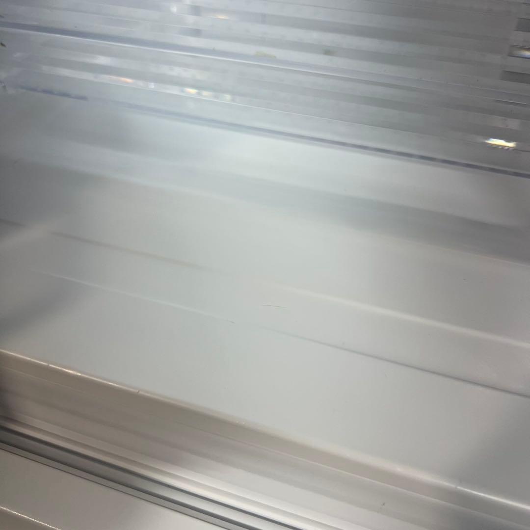 SHARP 冷蔵庫 SJ-D18G-W 179L 家電 どっちもドア B085