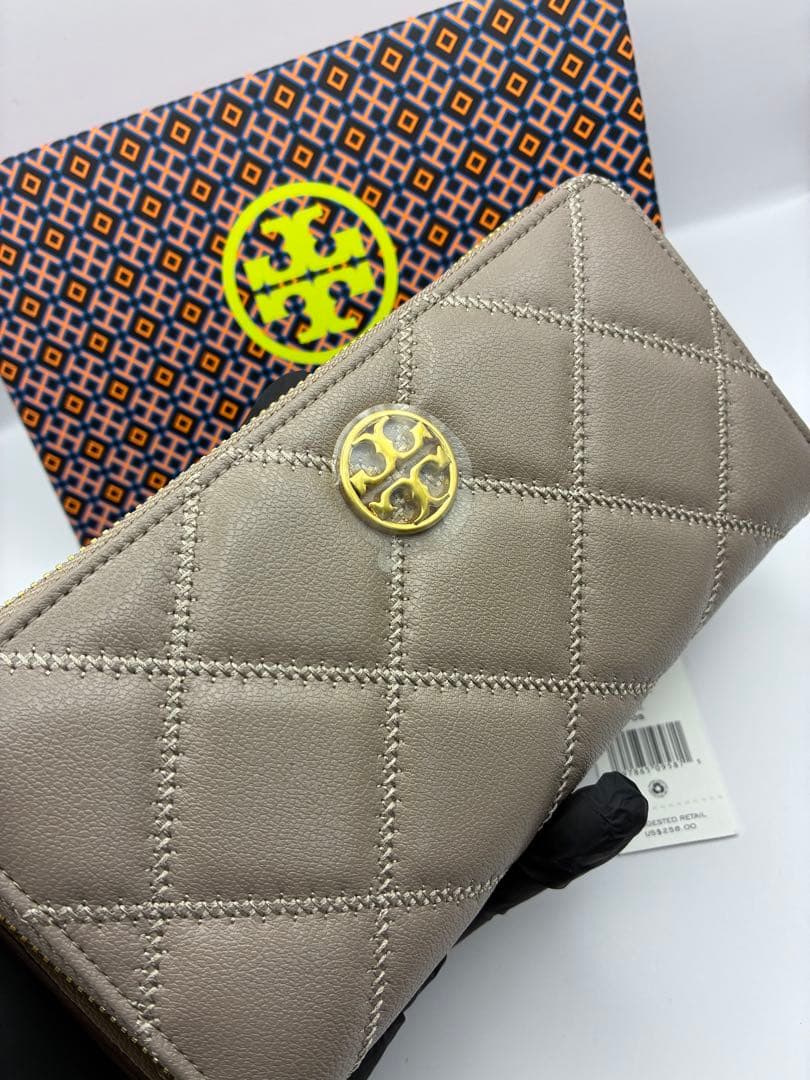トリーバーチ Tory Burch 未使用 長財布 正規品 キラ ダイヤモンド