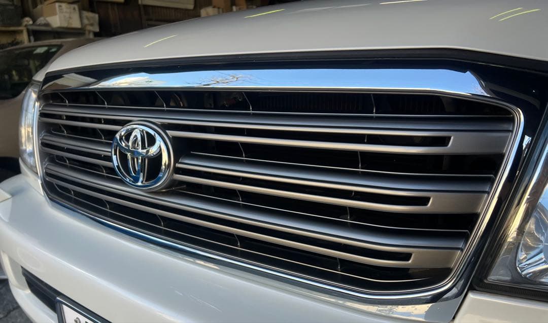 ランクル100中期 トヨタ 純正メッキグリル