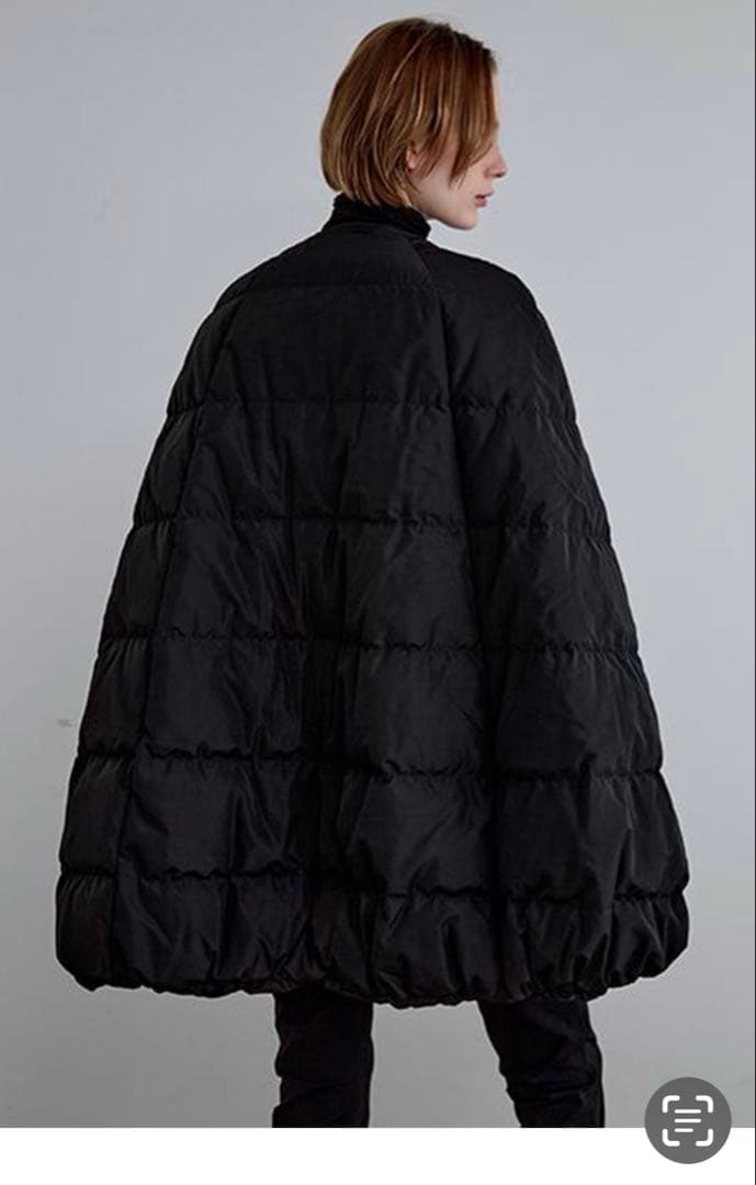 LE PHILルフィル　パッフィーダウン　ポンチョケープ新品未使用タグ付今季完売