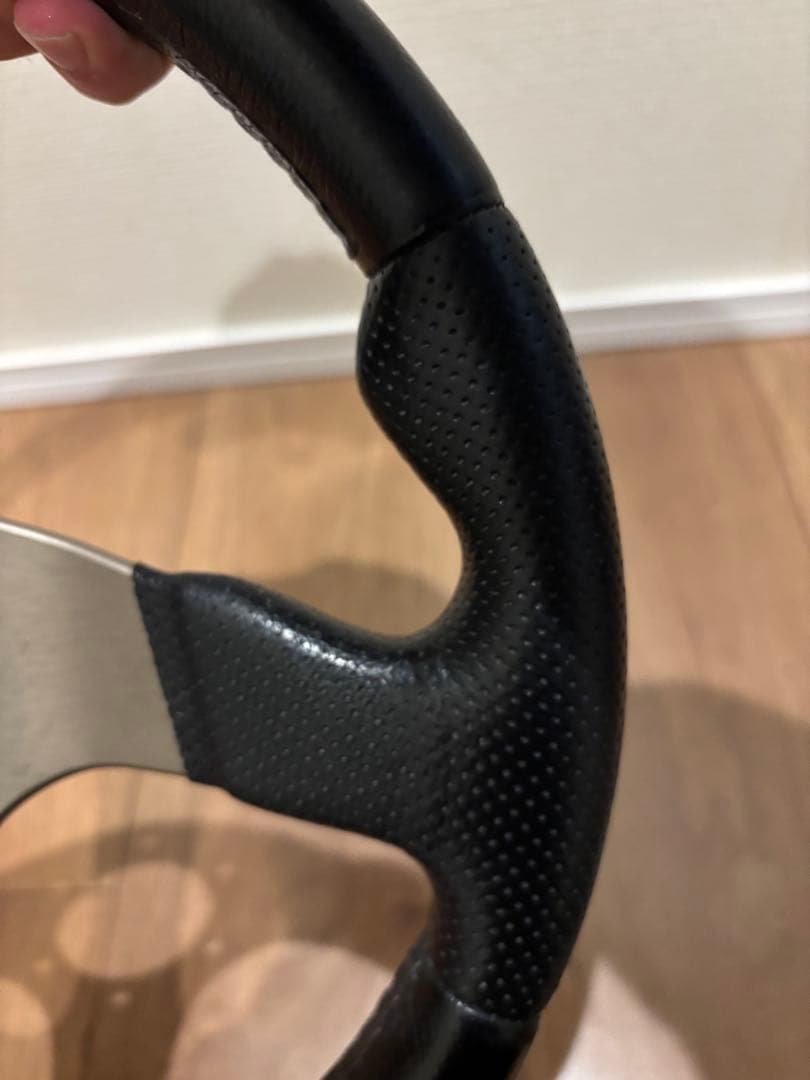 モモRACE ステアリングホイール　32π 正規品