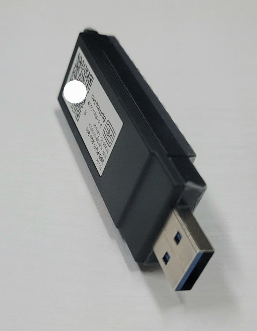 未使用　BUFFALO 外付けSSD SSD-PUT1.0U3-B/N