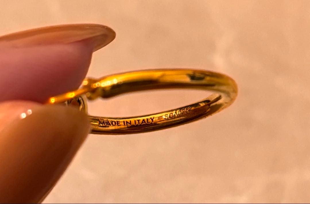 CELINE　セリーヌ ノット　スモール　フープピアス　片耳