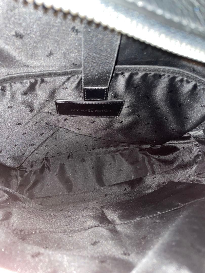 MICHAEL KORS ブラックバックパック