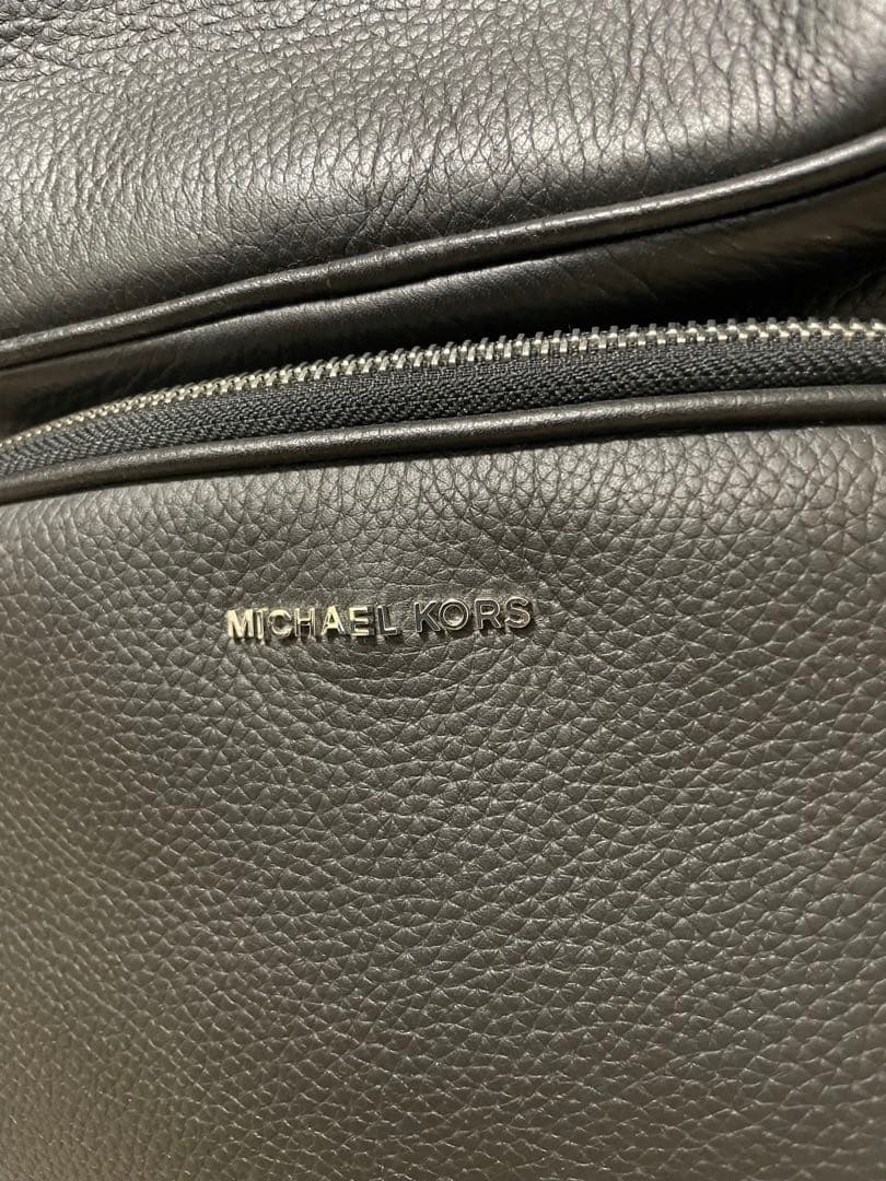MICHAEL KORS ブラックバックパック