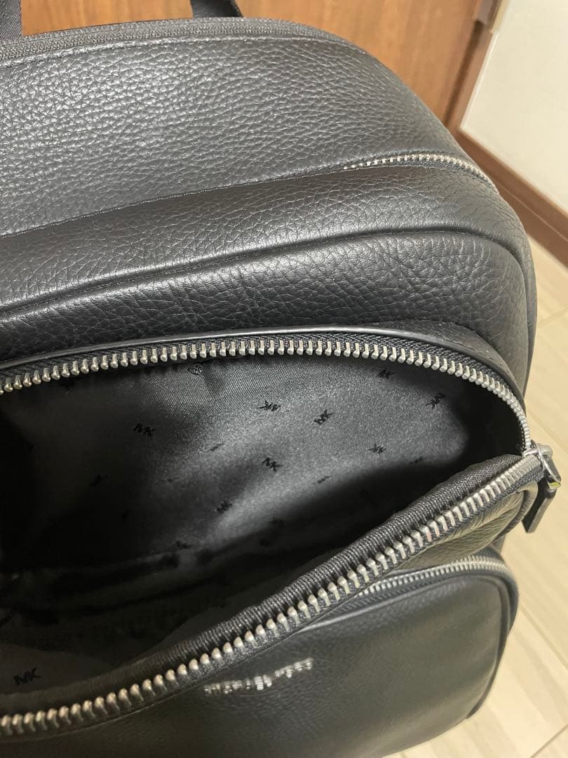 MICHAEL KORS ブラックバックパック