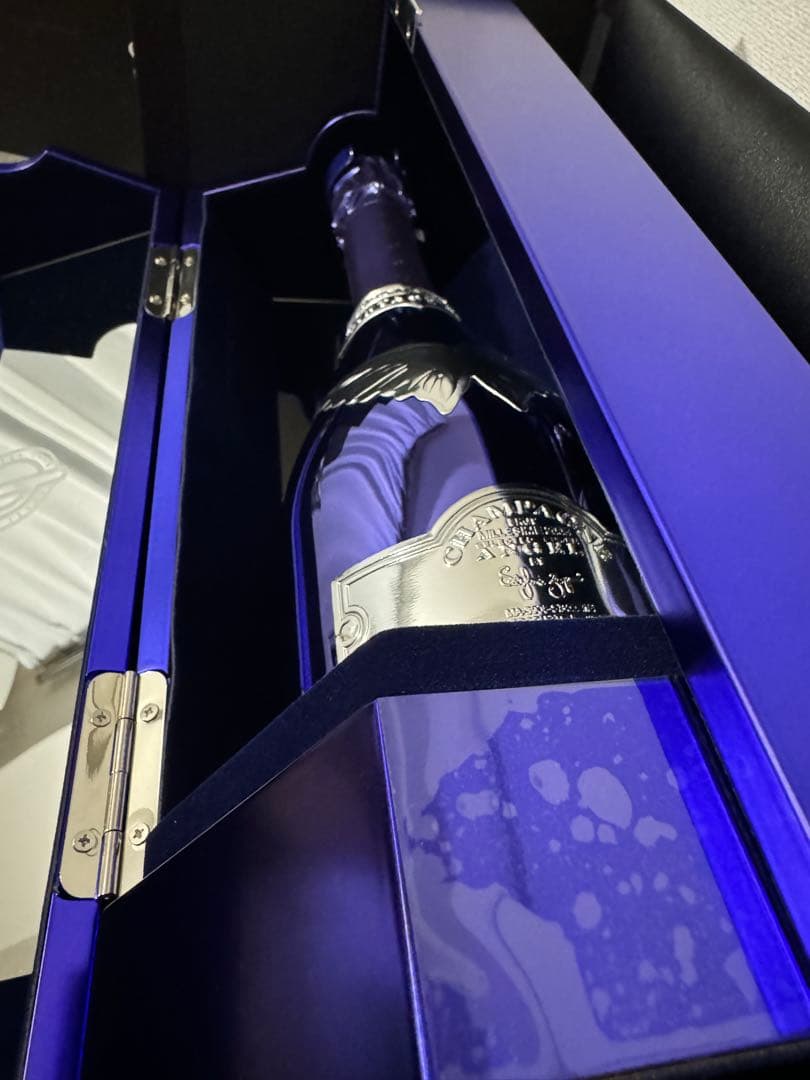 エンジェルシャンパン　攻殻機動隊　笑い男Champagne Angel 2008