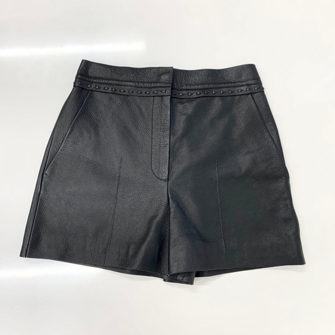 フェンディ レザーパンツ ショートパンツ ボトムス ブラック