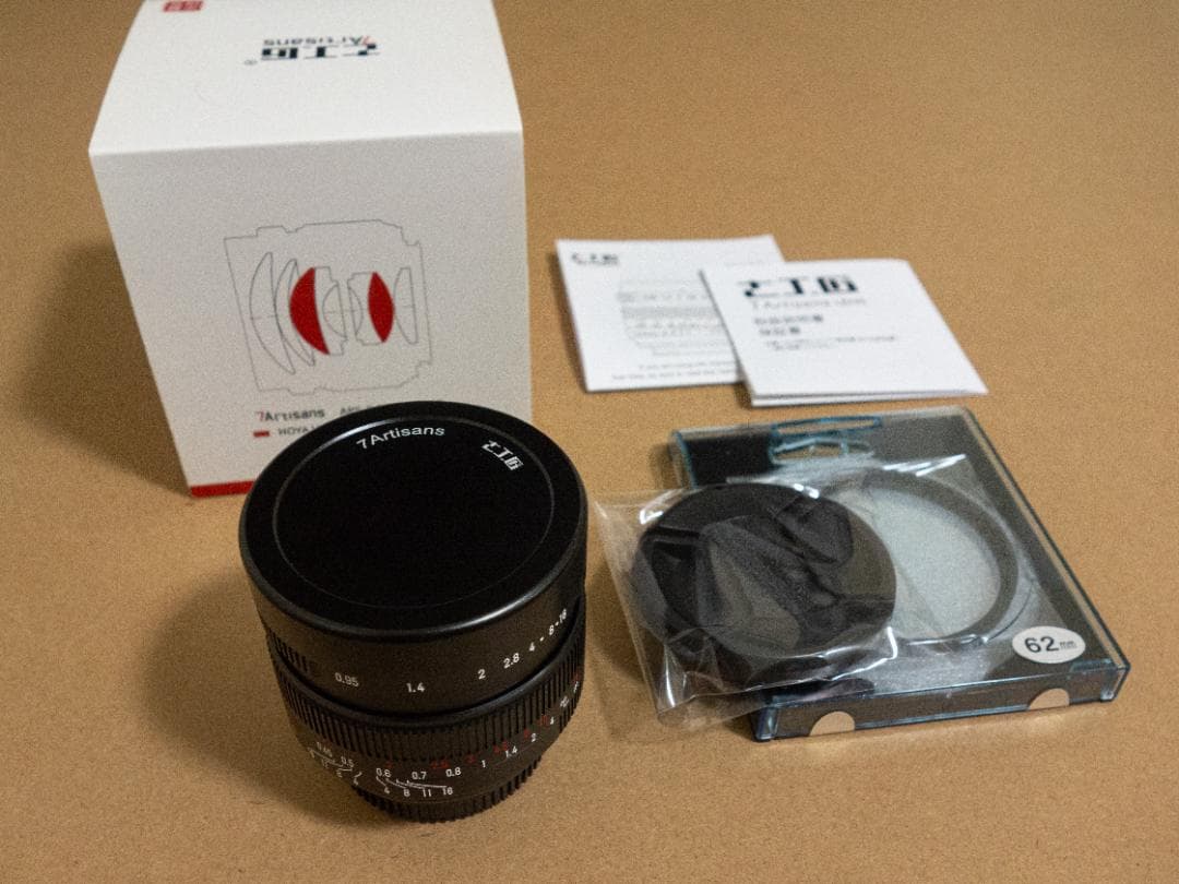 七工匠 7Artisans 50mm F0.95 (マイクロフォーサーズ用)