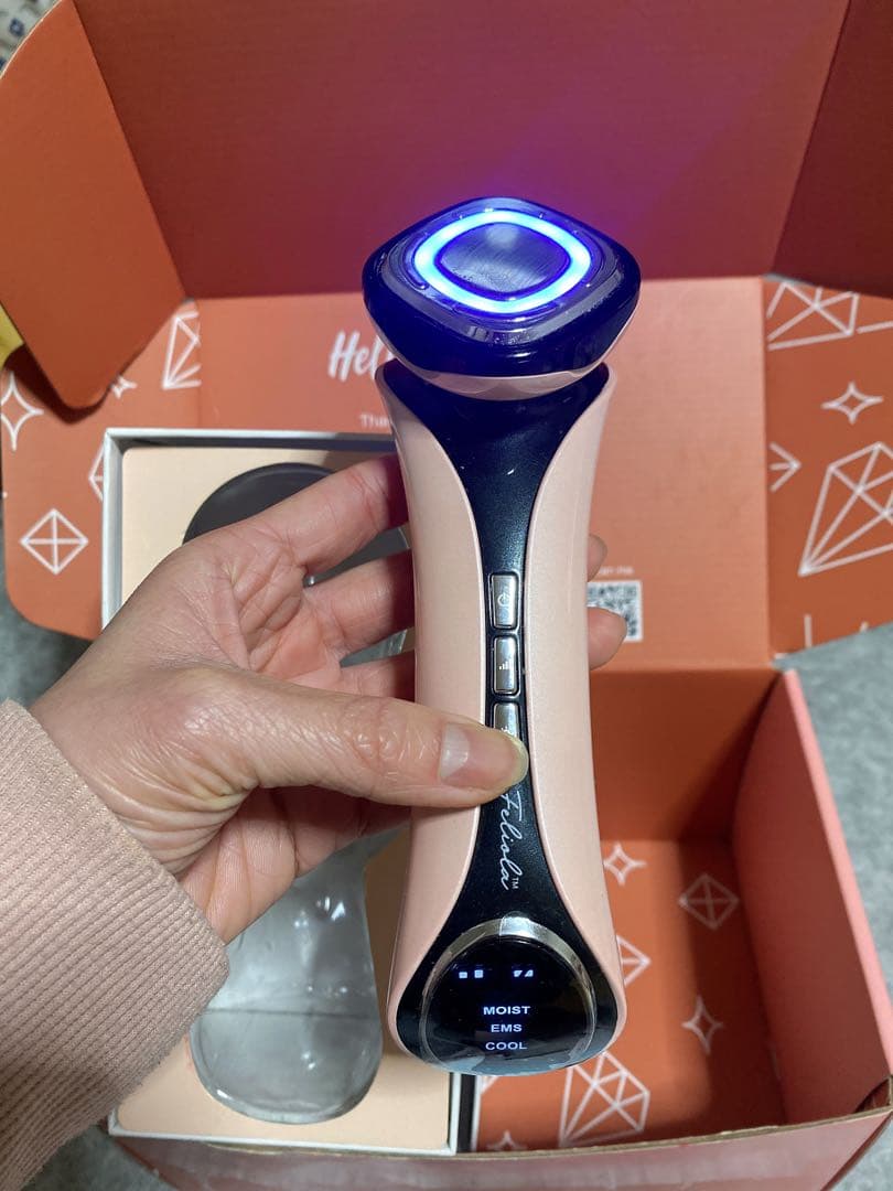 Feliola ホット&クールEMS フェイシャルデバイス Pro Max