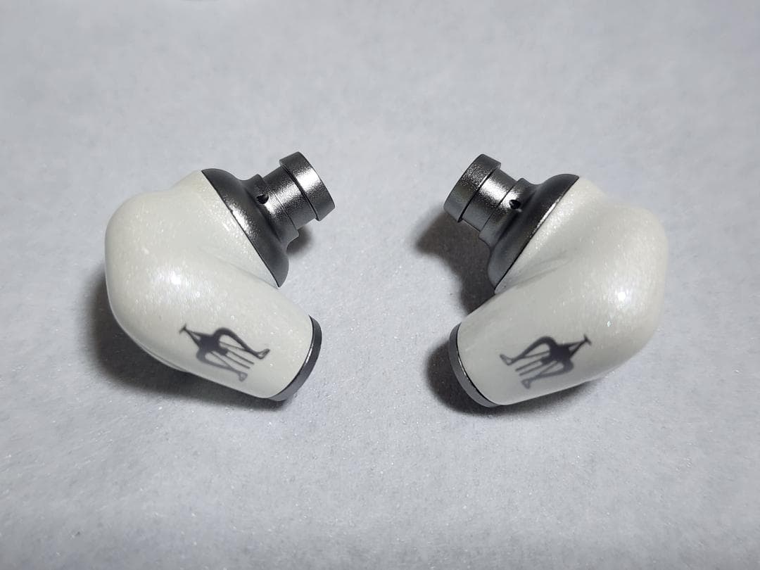 イヤホン Meze Audio ALBA